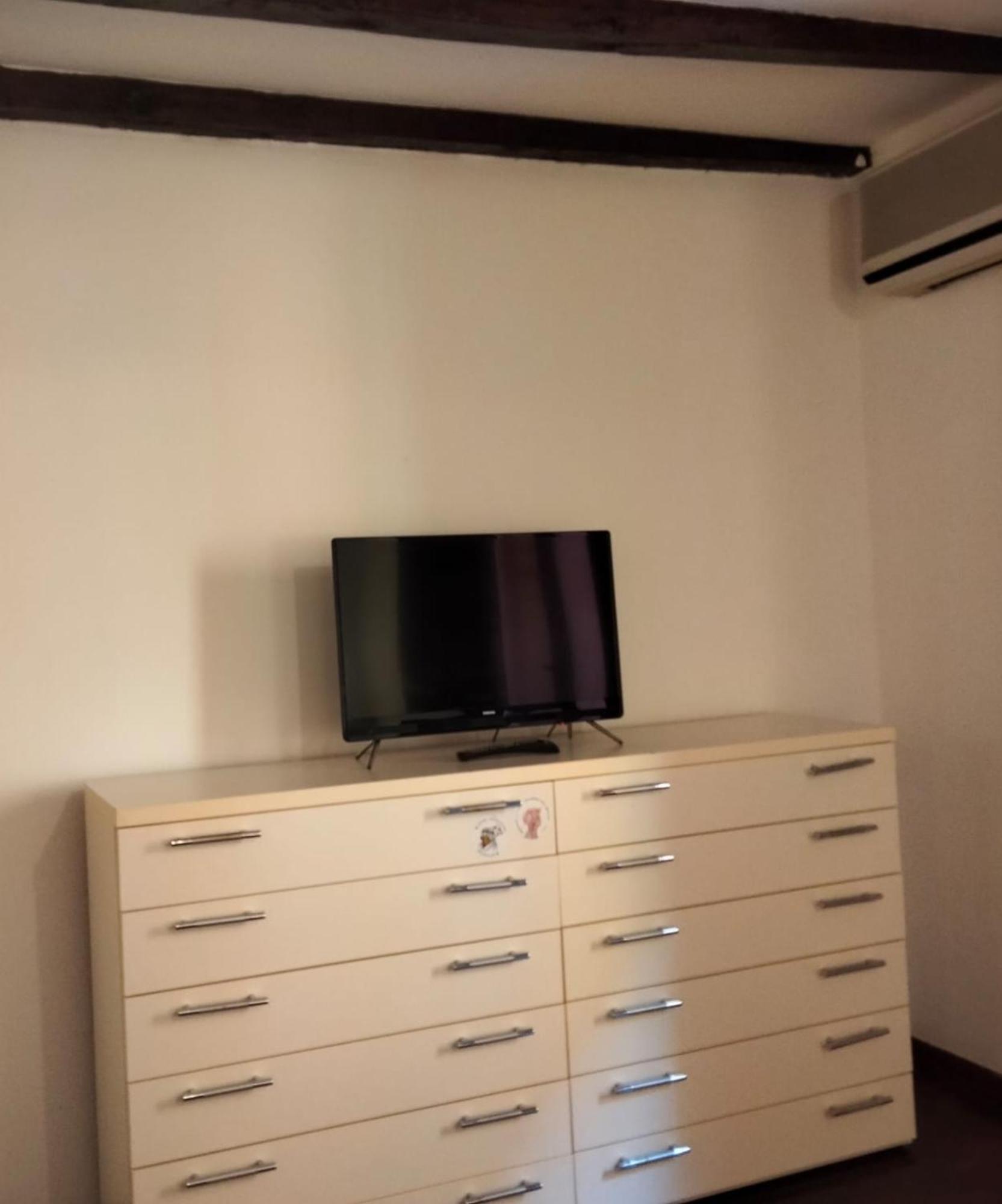 Historic E Comfort Suite - Locazione Semplice Bologna Kültér fotó